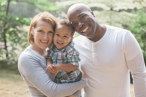 family-2811003__340.jpg