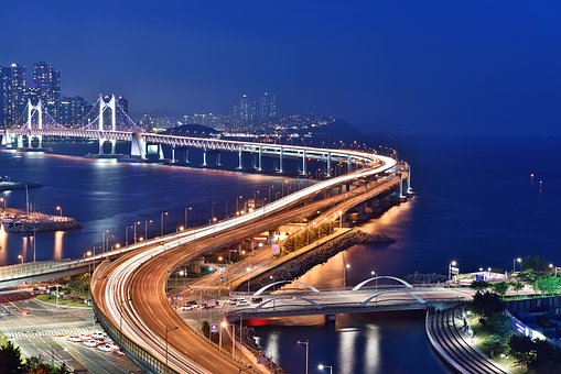 busan-night-scene-1747130__340.jpg